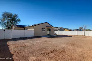 8296 W Razorbill Dr, Tucson, AZ 85757 - Photo 25