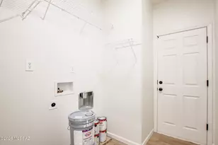 8296 W Razorbill Dr, Tucson, AZ 85757 - Photo 23