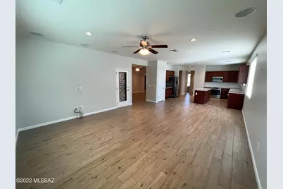 8375 N Ponderosa Pine Place, Tucson, AZ 85743 - Photo 13