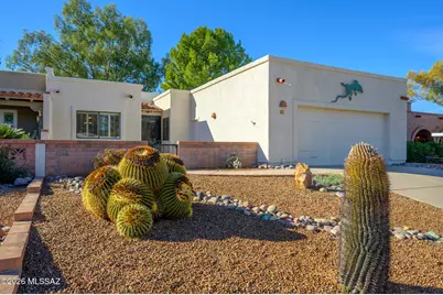 140 E Paseo De Golf, Green Valley, AZ 85614 - Photo 1