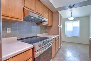 7581 E Desert Anchor Blvd, Tucson, AZ 85715 - Photo 9