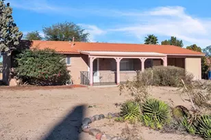 101 E La Grosella, Green Valley, AZ 85614 - Photo 1