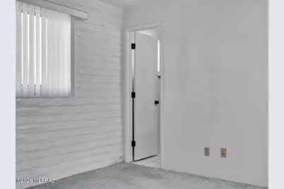 101 E La Grosella, Green Valley, AZ 85614 - Photo 13