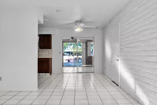 101 E La Grosella, Green Valley, AZ 85614 - Photo 11