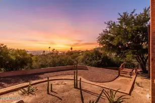 7401 N Cobblestone Rd, Tucson, AZ 85718 - Photo 3