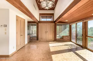 7401 N Cobblestone Rd, Tucson, AZ 85718 - Photo 9