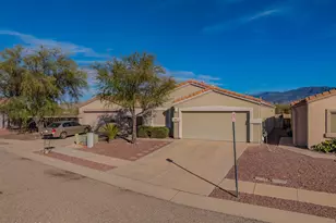 9853 E Spanish Flower Ct, Tucson, AZ 85748 - Photo 3