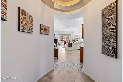 2396 E Sky Creek Drive, Green Valley, AZ 85614 - Photo 9