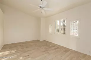 10006 N Bighorn Butte Dr, Tucson, AZ 85737 - Photo 19