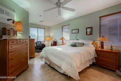 542 W Astruc Drive, Green Valley, AZ 85614 - Photo 15