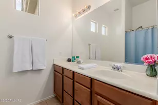 12576 N Gentle Rain Dr, Marana, AZ 85658 - Photo 27