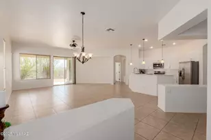 12576 N Gentle Rain Dr, Marana, AZ 85658 - Photo 11