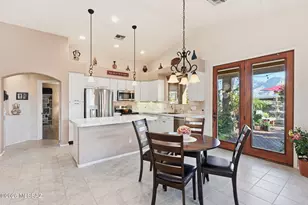 11836 N Crescendo Dr, Tucson, AZ 85737 - Photo 7