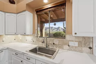 11836 N Crescendo Dr, Tucson, AZ 85737 - Photo 9