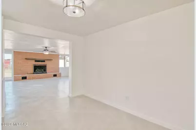 318 W Hatfield Street, Tucson, AZ 85706 - Photo 5