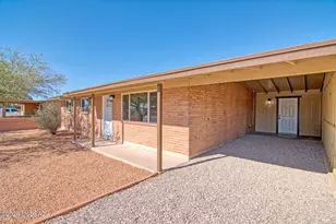 318 W Hatfield St, Tucson, AZ 85706 - Photo 9