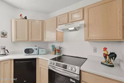 8996 E Pomegranate Street, Tucson, AZ 85730 - Photo 9