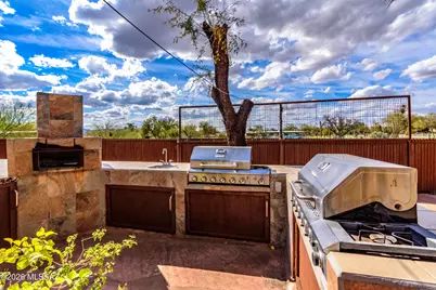 8711 N Aspen Avenue, Tucson, AZ 85704 - Photo 35