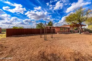 8711 N Aspen Ave, Tucson, AZ 85704 - Photo 3
