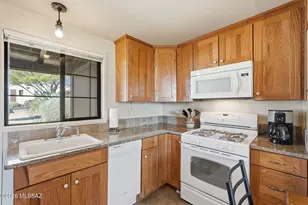 444 S Paseo Quinta, Green Valley, AZ 85614 - Photo 11