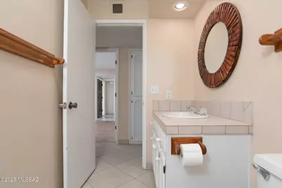 531 S Paseo La Rueda Circle, Green Valley, AZ 85614 - Photo 29