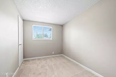 7902 E Winnepeg Drive, Tucson, AZ 85730 - Photo 25