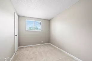 7902 E Winnepeg Dr, Tucson, AZ 85730 - Photo 25