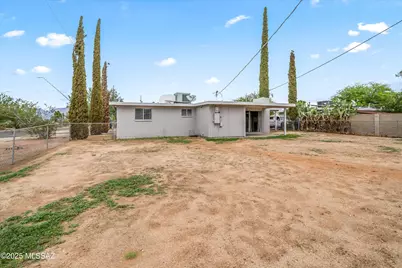 7902 E Winnepeg Drive, Tucson, AZ 85730 - Photo 31