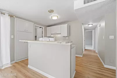 7902 E Winnepeg Drive, Tucson, AZ 85730 - Photo 19