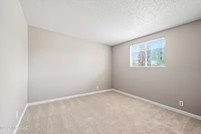7902 E Winnepeg Drive, Tucson, AZ 85730 - Photo 23