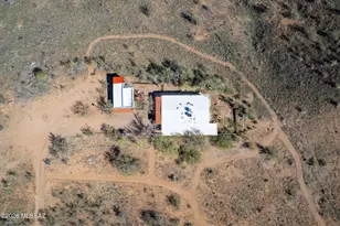 13520 W Universal Ranch Rd, Arivaca, AZ 85601 - Photo 47