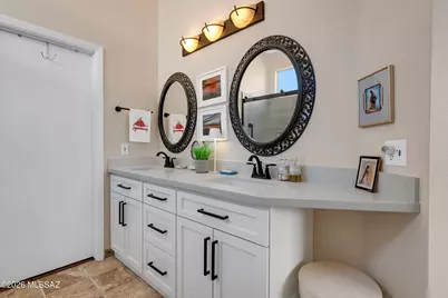 2330 E Montrose Canyon Drive, Oro Valley, AZ 85755 - Photo 19