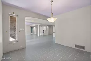 5801 N Piedra Seca, Tucson, AZ 85718 - Photo 11