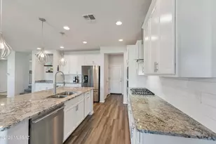 11772 N Silverscape Dr, Oro Valley, AZ 85737 - Photo 13