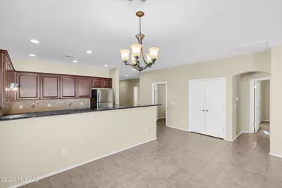 2221 E Stone Stable Drive, Oro Valley, AZ 85737 - Photo 11