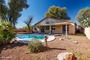 8428 N Red Rock Ridge Ct, Tucson, AZ 85742 - Photo 1