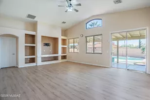 8428 N Red Rock Ridge Ct, Tucson, AZ 85742 - Photo 3