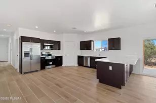 6979 N Boswell Ln, Tucson, AZ 85743 - Photo 5