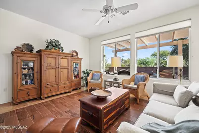 9402 N Wishing Star Drive, Tucson, AZ 85743 - Photo 5