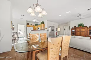 9402 N Wishing Star Dr, Tucson, AZ 85743 - Photo 7