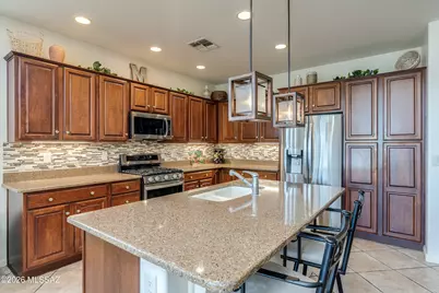 779 N Lukeville Drive, Green Valley, AZ 85614 - Photo 17