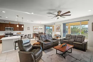 1350 E Claystone Dr, Green Valley, AZ 85614 - Photo 13