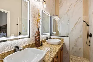 9305 S Wrens Roost Ct, Tucson, AZ 85756 - Photo 15