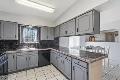 1142 N 13th Avenue, Tucson, AZ 85705 - Photo 11