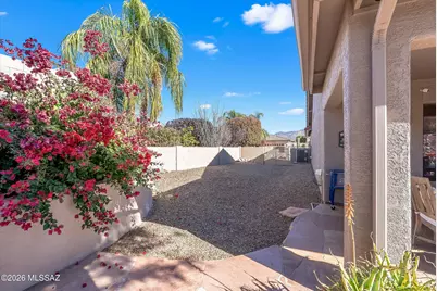 37234 S Desert Bluff Drive, Tucson, AZ 85739 - Photo 31
