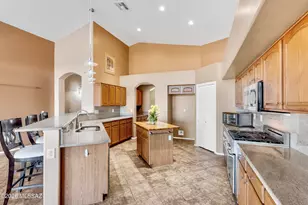 39951 S Mountain Shadow Dr, Tucson, AZ 85739 - Photo 11