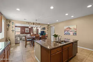 896 W Camino Capria, Sahuarita, AZ 85629 - Photo 9