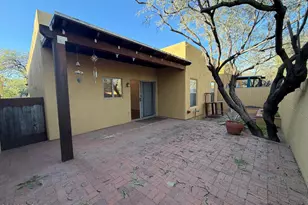 1401 E English Ivy Ct, Tucson, AZ 85719 - Photo 15
