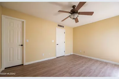 6651 N Campbell Avenue #166, Tucson, AZ 85718 - Photo 5