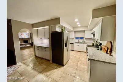 2434 N Shade Tree Circle, Tucson, AZ 85715 - Photo 3